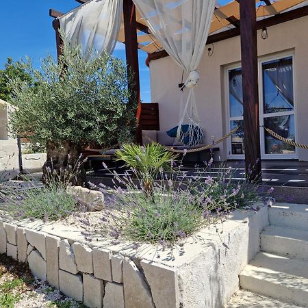 Apartment Amareta Maslenica Buitenkant foto
